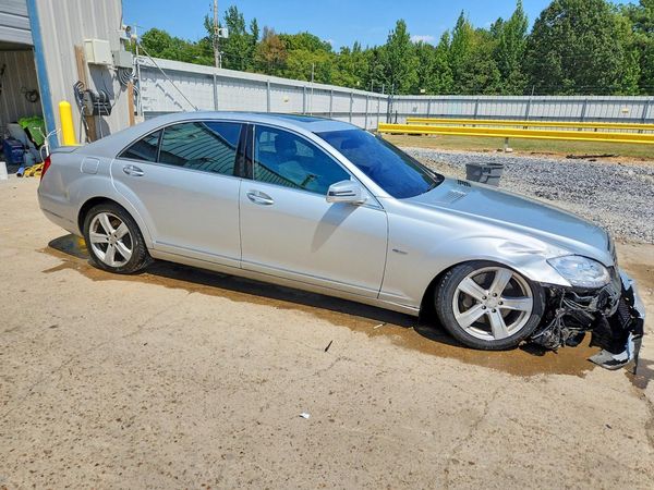 2012 MERCEDES-BENZ S S550 4-MATIC