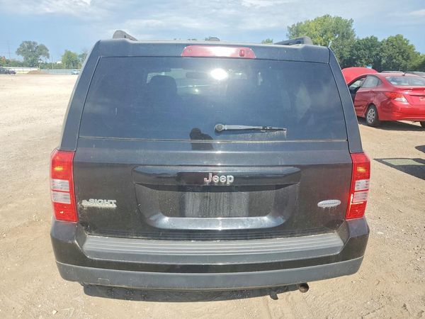 2016 JEEP PATRIOT Latitude