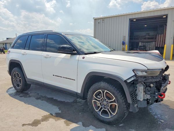 2022 JEEP GRAND CHEROKEE Trailhawk