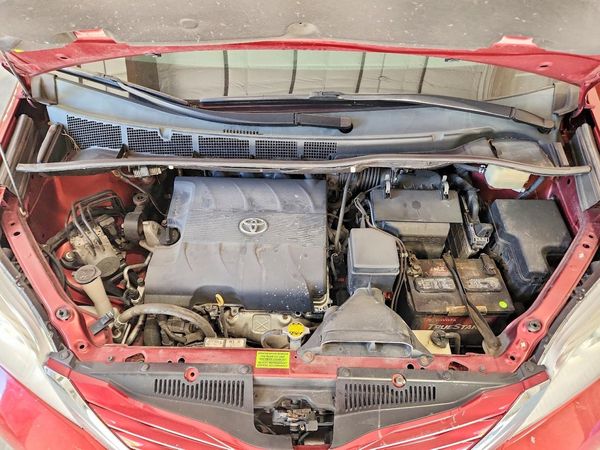 2016 TOYOTA SIENNA