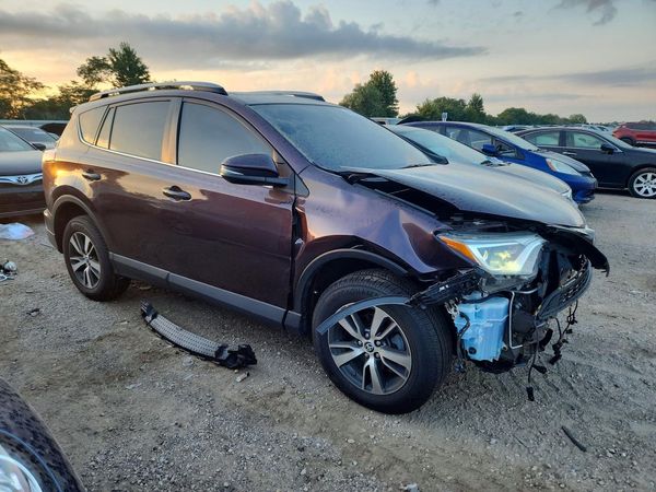 2017 TOYOTA RAV4 XLE