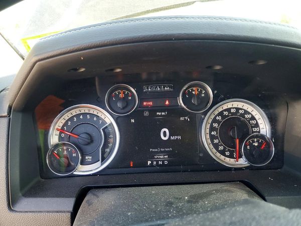 2016 RAM 1500 Sport