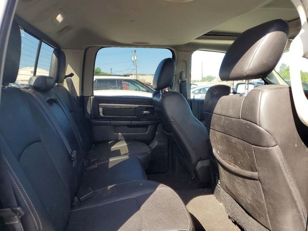 2016 RAM 1500 Sport