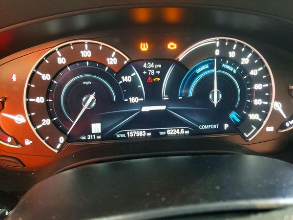 2019 BMW 530E
