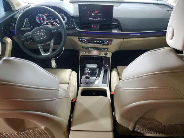 2021 AUDI Q5 quattro Prestige