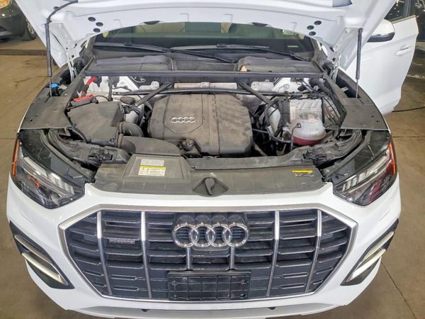 2021 AUDI Q5 quattro Prestige