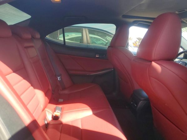 2016 LEXUS IS 200T