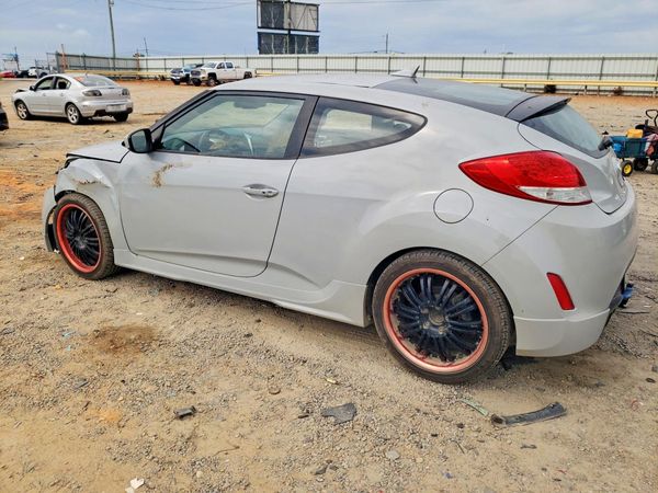 2013 HYUNDAI VELOSTER