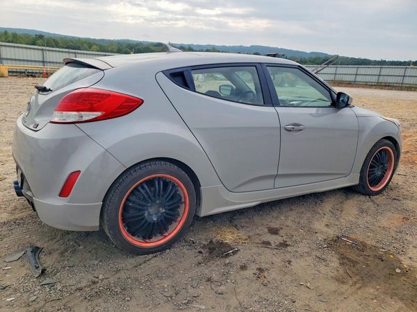 2013 HYUNDAI VELOSTER