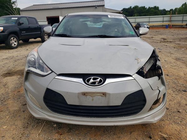 2013 HYUNDAI VELOSTER