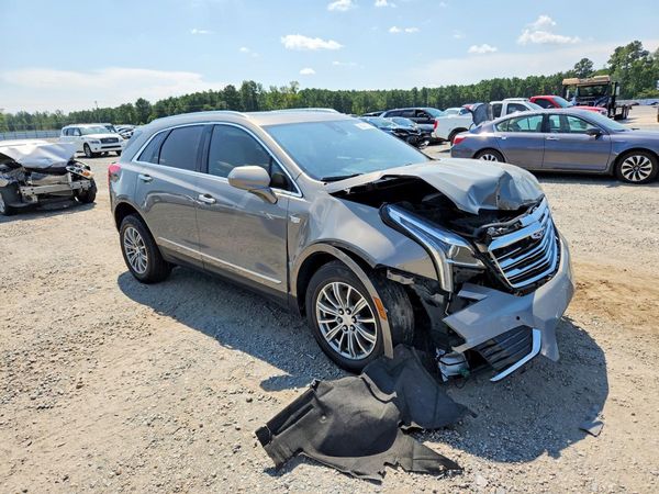 2018 CADILLAC XT5 Luxury