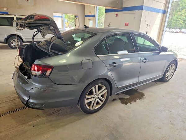 2017 VOLKSWAGEN JETTA SEL, SEL Premium