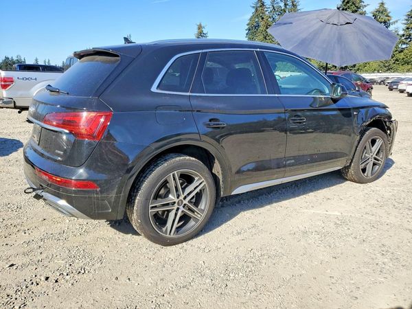 2021 AUDI Q5 E quattro Premium Plus