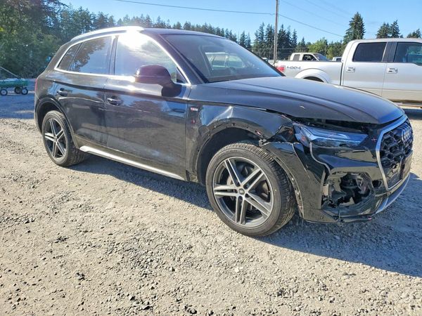 2021 AUDI Q5 E quattro Premium Plus