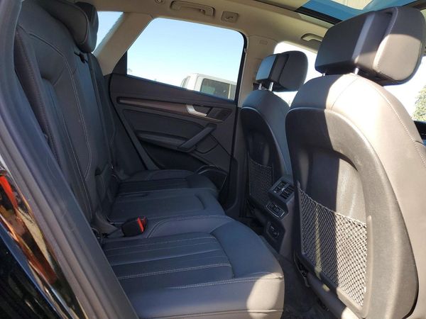 2021 AUDI Q5 E quattro Premium Plus