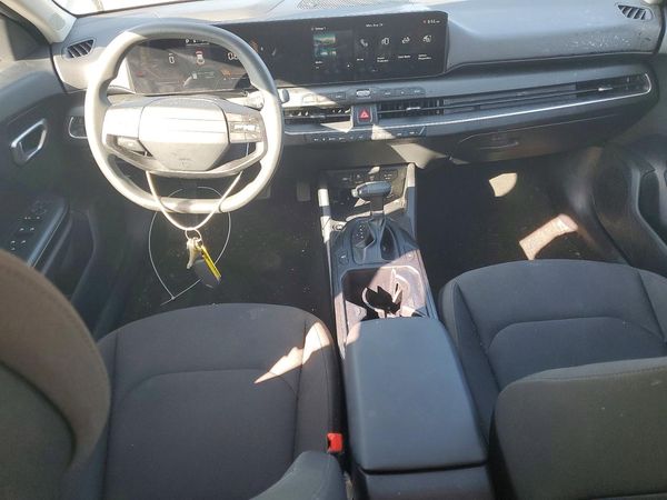 2026 KIA K4 LX, LXS