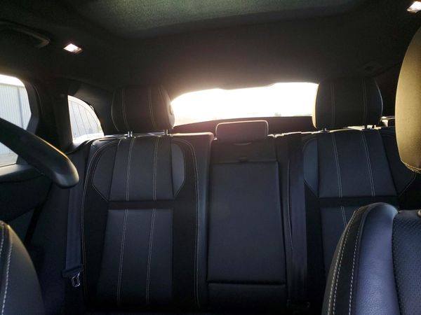 2018 LAND ROVER RANGE ROVER VELAR R-Dynamic SE