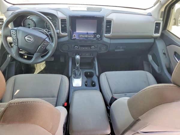 2022 NISSAN FRONTIER Crew Cab