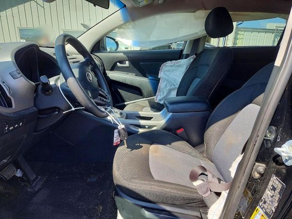 2016 KIA SPORTAGE LX w/Popular Pkg