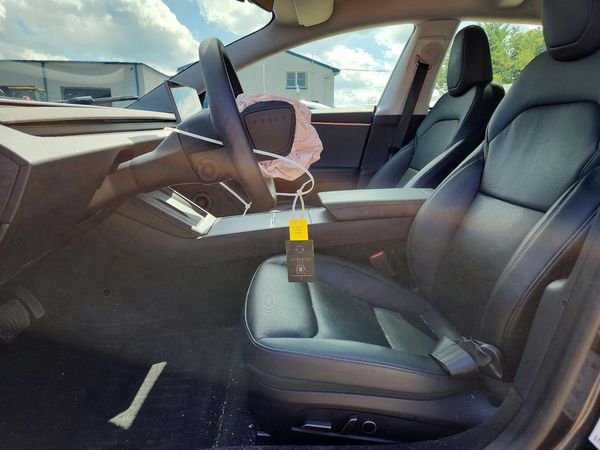 2024 TESLA MODEL 3 — DENT