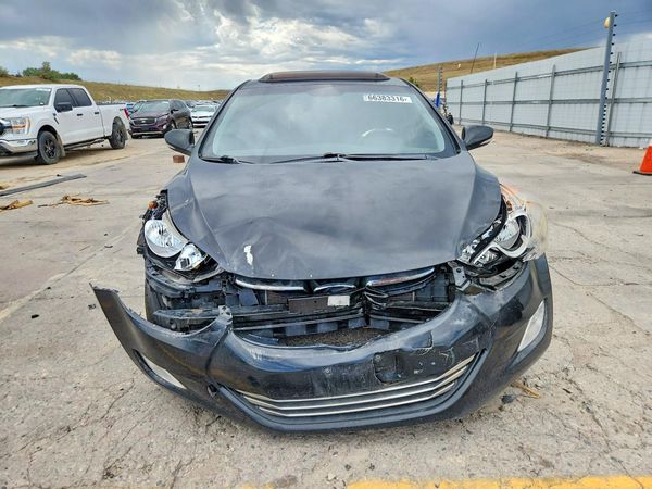 2013 HYUNDAI ELANTRA