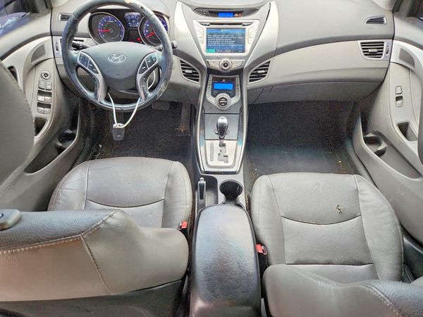 2013 HYUNDAI ELANTRA