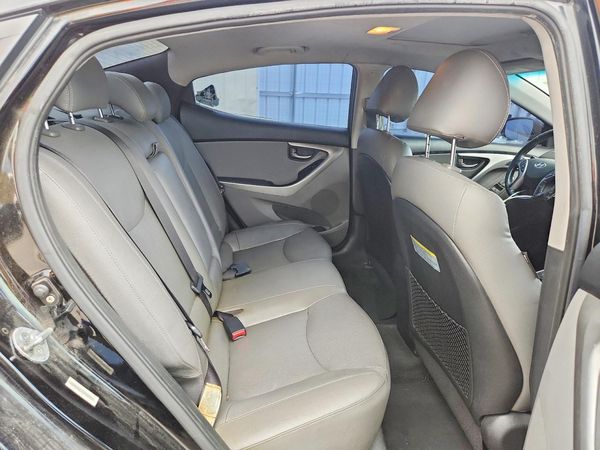 2013 HYUNDAI ELANTRA