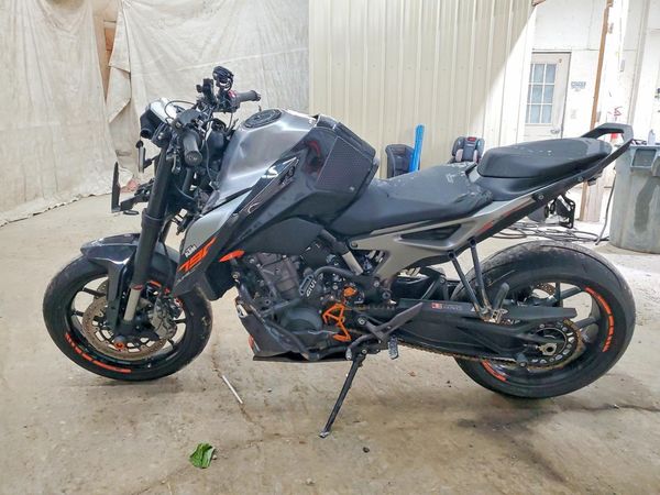 2019 KTM 790