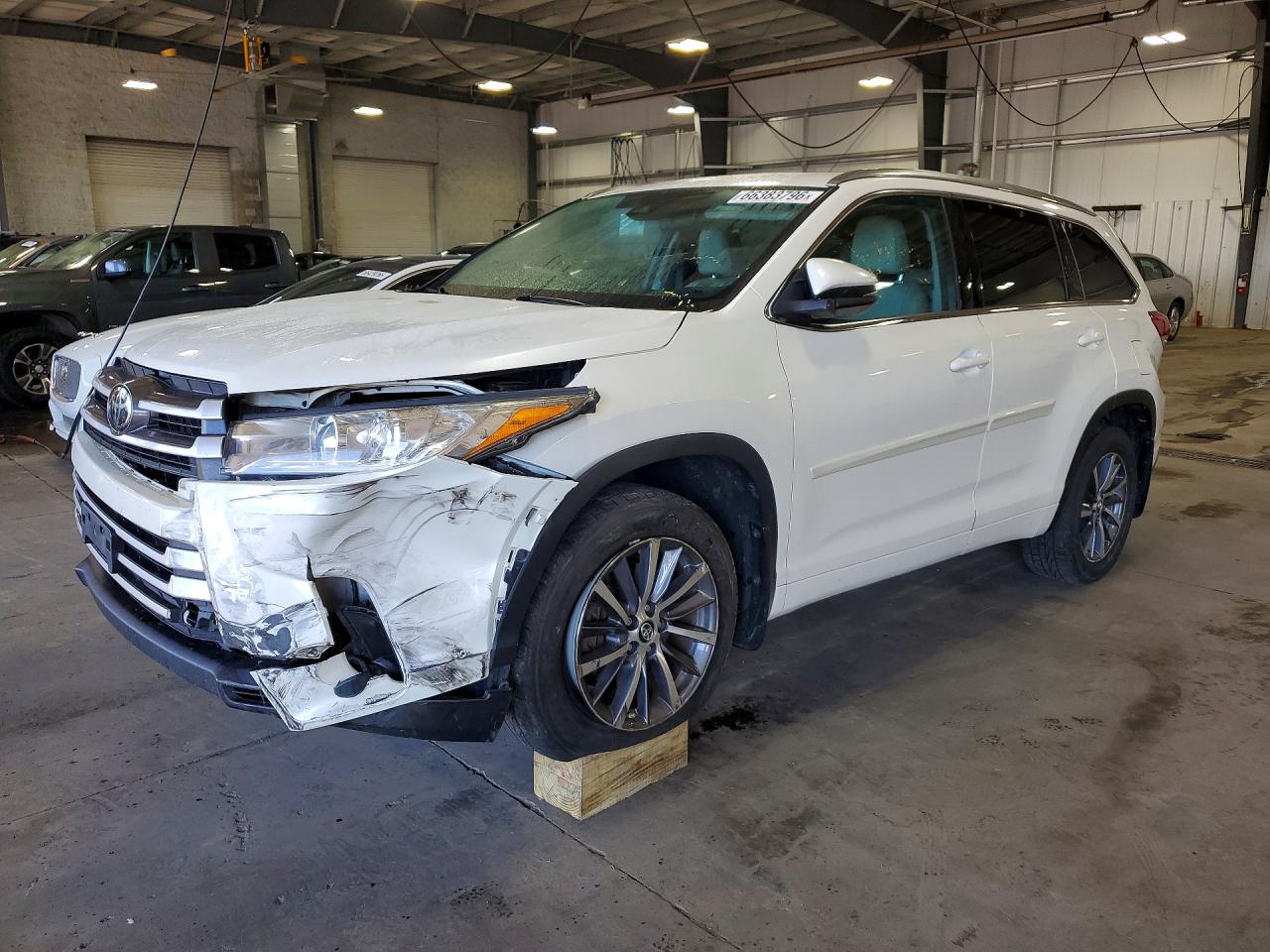 2018 TOYOTA HIGHLANDER SE/XLE