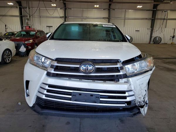 2018 TOYOTA HIGHLANDER SE/XLE