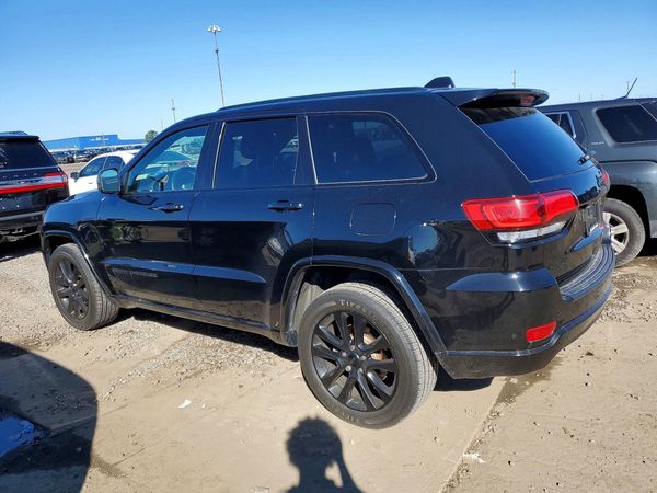 2019 JEEP GRAND CHEROKEE Laredo