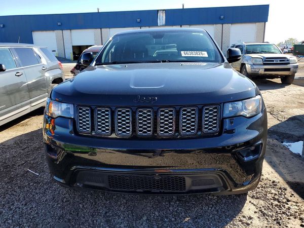 2019 JEEP GRAND CHEROKEE Laredo