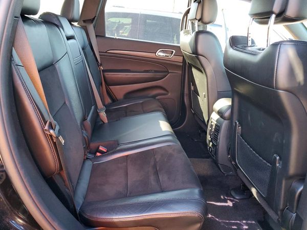 2019 JEEP GRAND CHEROKEE Laredo