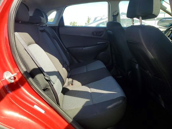 2020 HYUNDAI KONA SE
