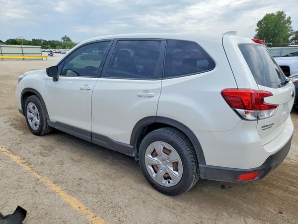 2021 SUBARU FORESTER Base