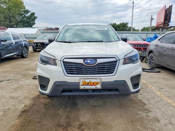 2021 SUBARU FORESTER Base