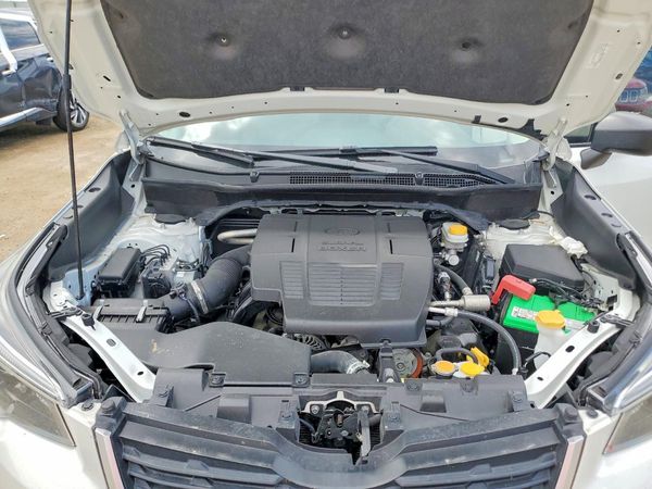 2021 SUBARU FORESTER Base