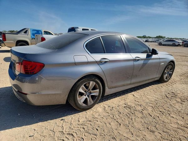 2013 BMW 528