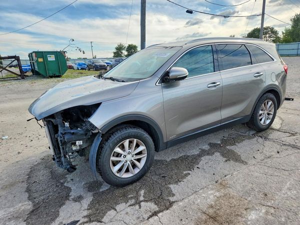 2017 KIA SORENTO L, LX