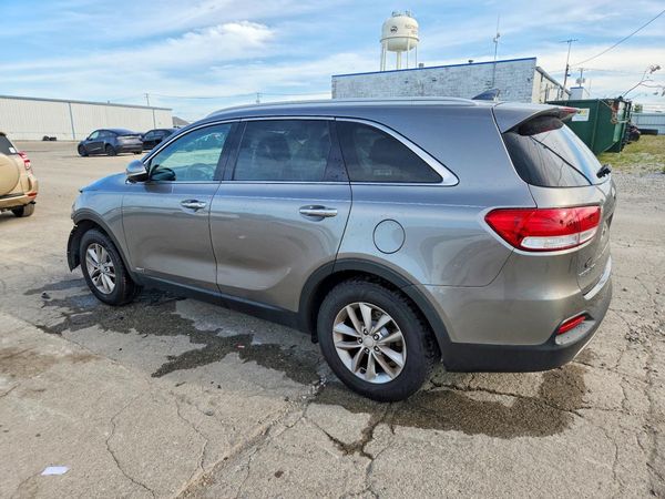 2017 KIA SORENTO L, LX