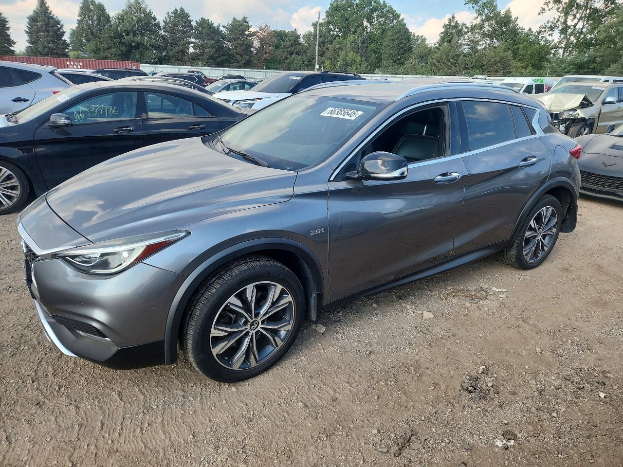2017 INFINITI QX30
