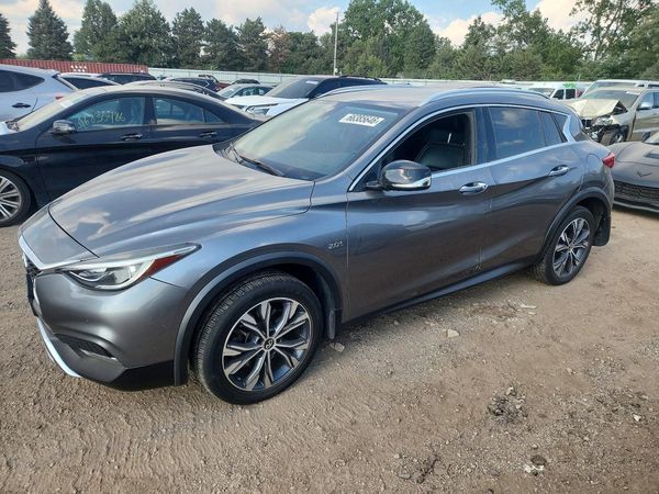 2017 INFINITI QX30