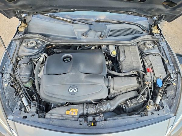 2017 INFINITI QX30
