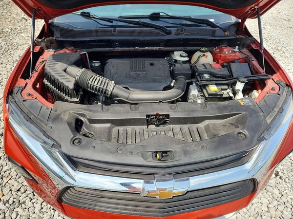 2022 CHEVROLET BLAZER 2LT — Engine bay