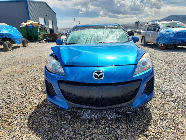 2012 MAZDA 3 Touring/GS