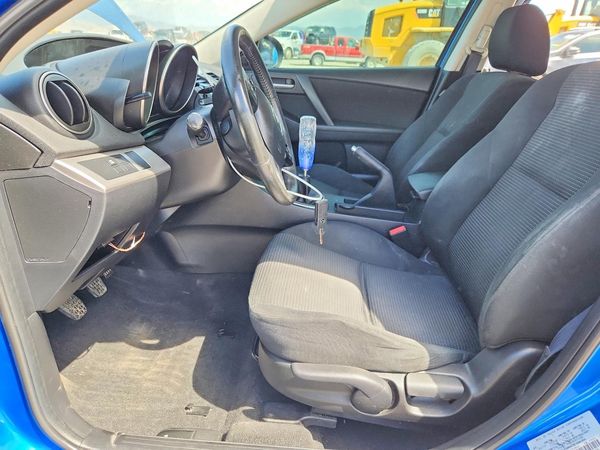 2012 MAZDA 3 Touring/GS