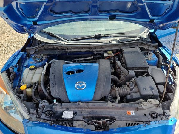 2012 MAZDA 3 Touring/GS