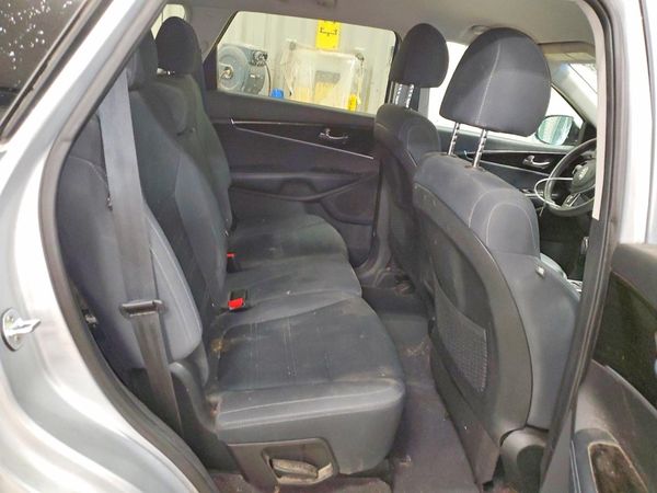 2019 KIA SORENTO L, LX, S
