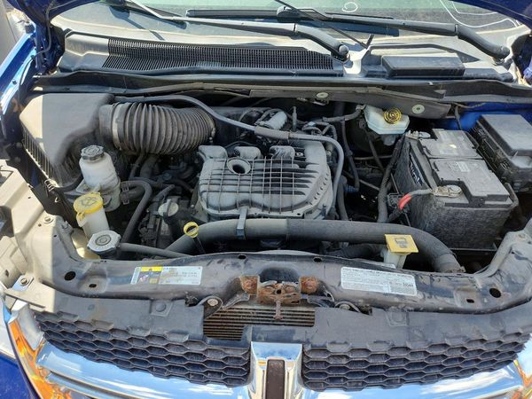 2013 DODGE GRAND CARAVAN SE