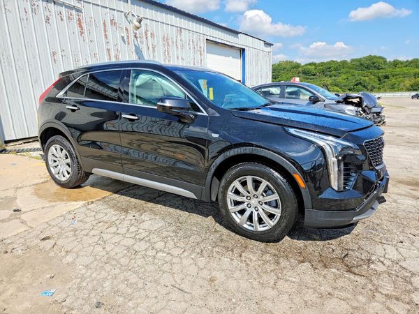 2022 CADILLAC XT4
